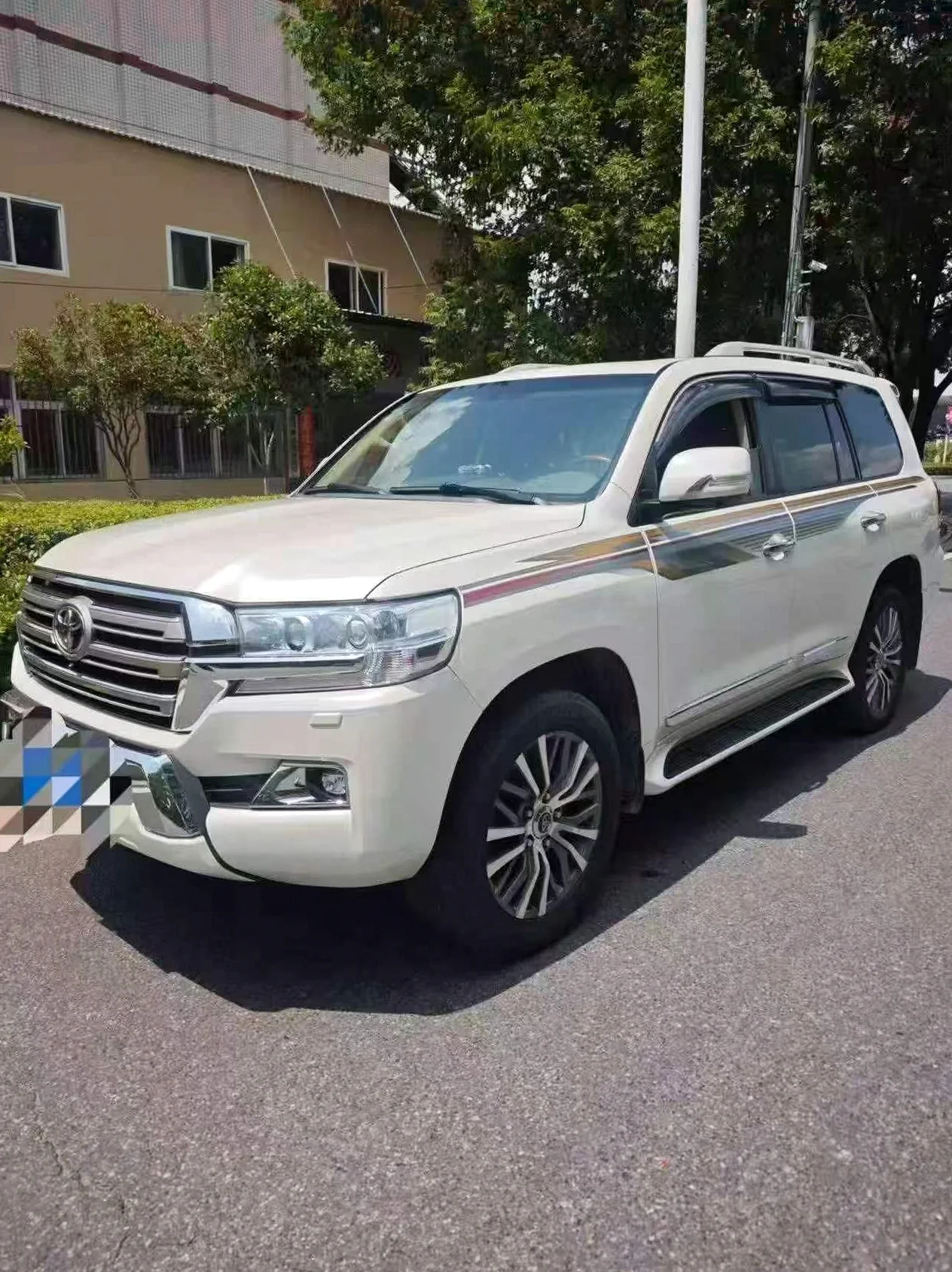 长城汽车坦克 正面外观三
