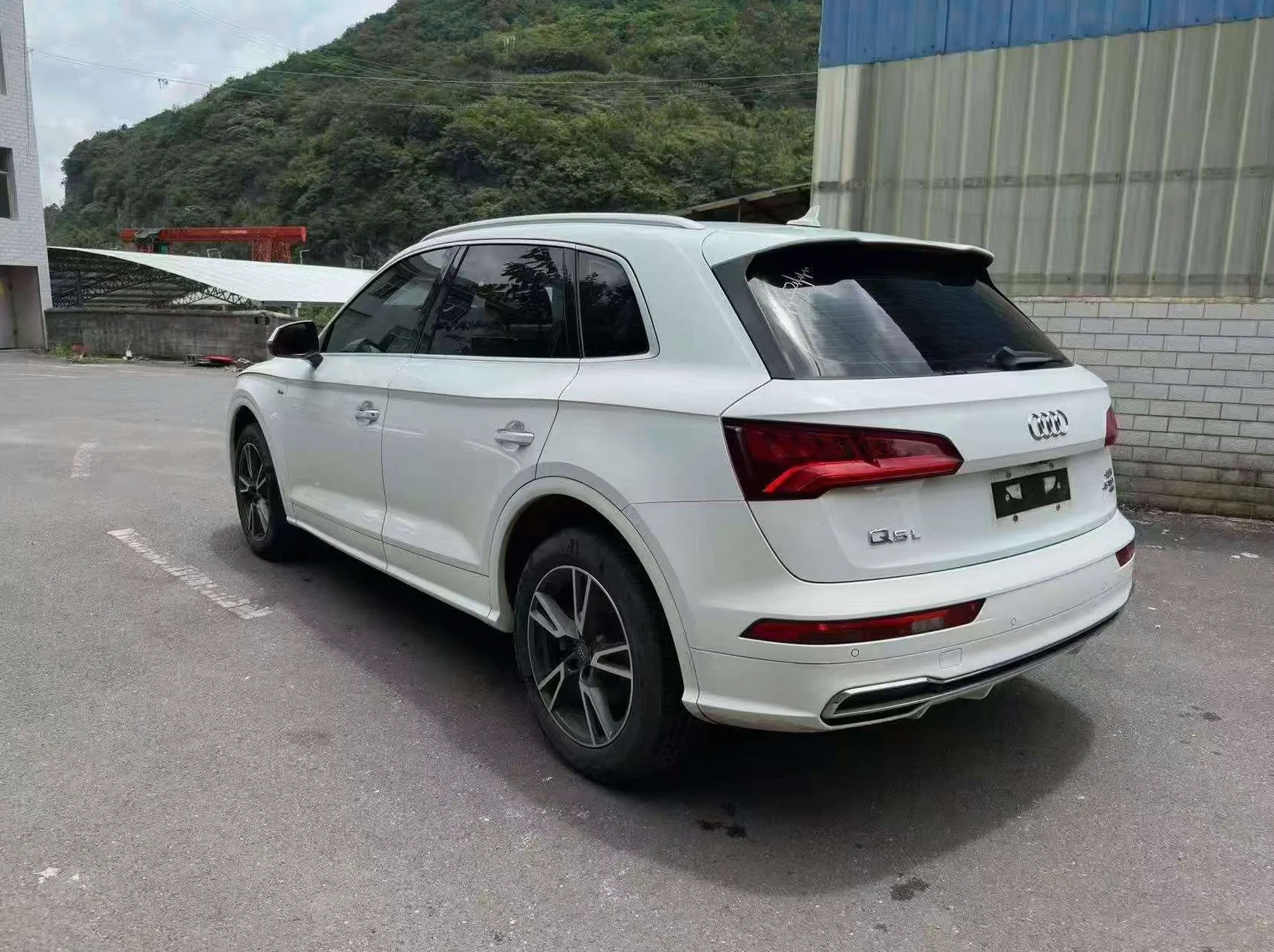 奥迪Q5 正面外观三