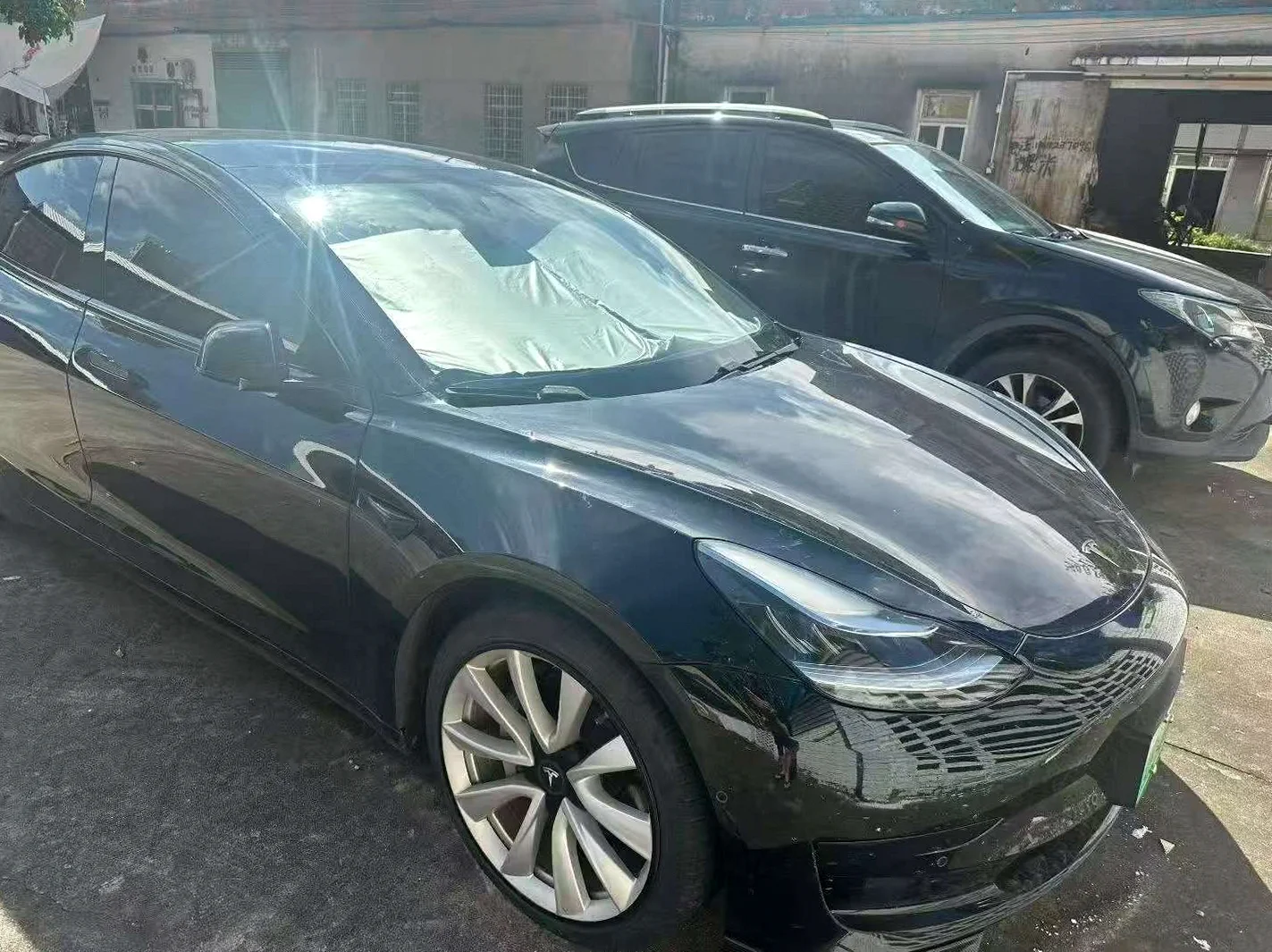 20年特斯拉Model 3 长续航