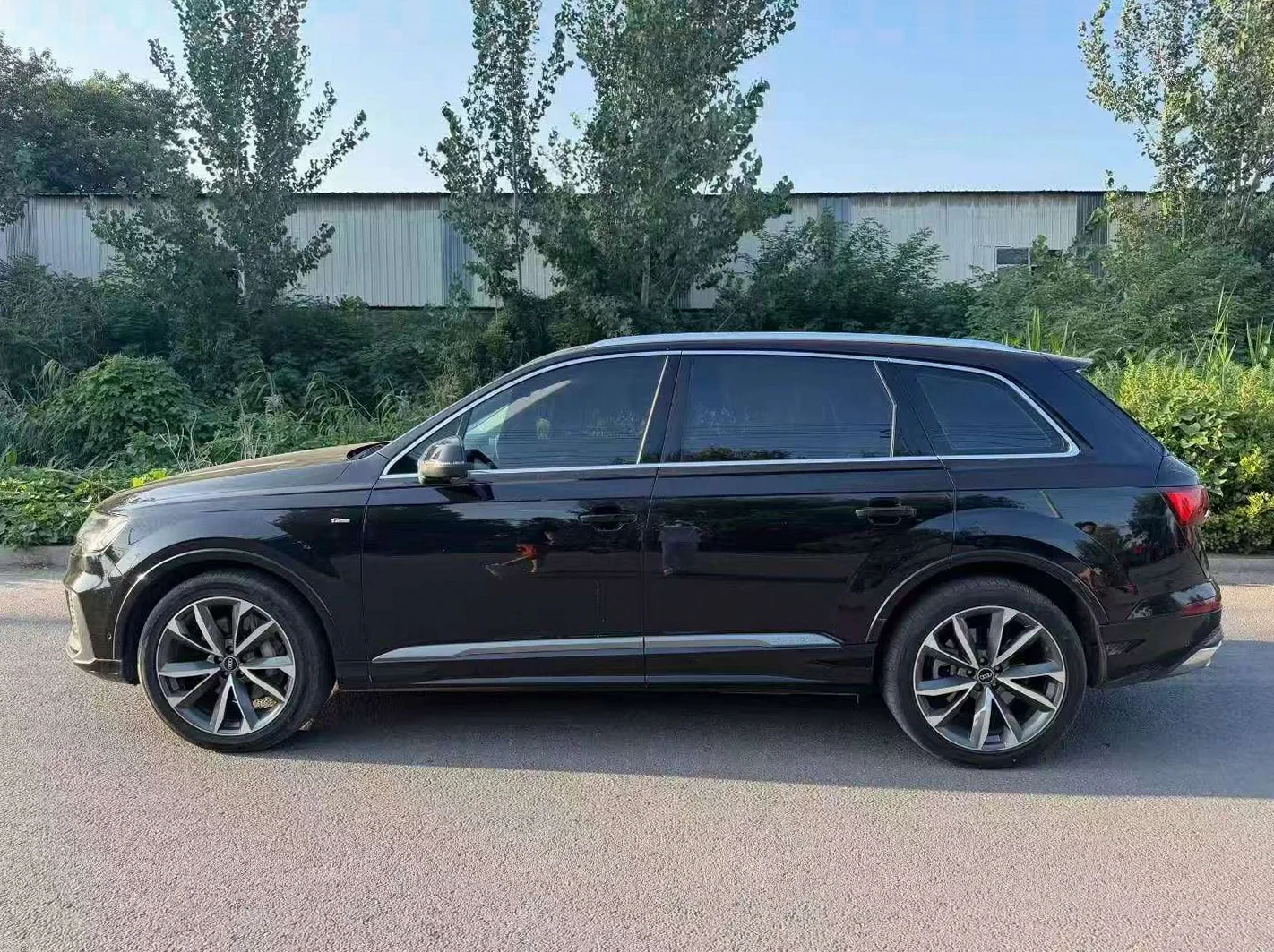 奥迪Q7 正面外观三
