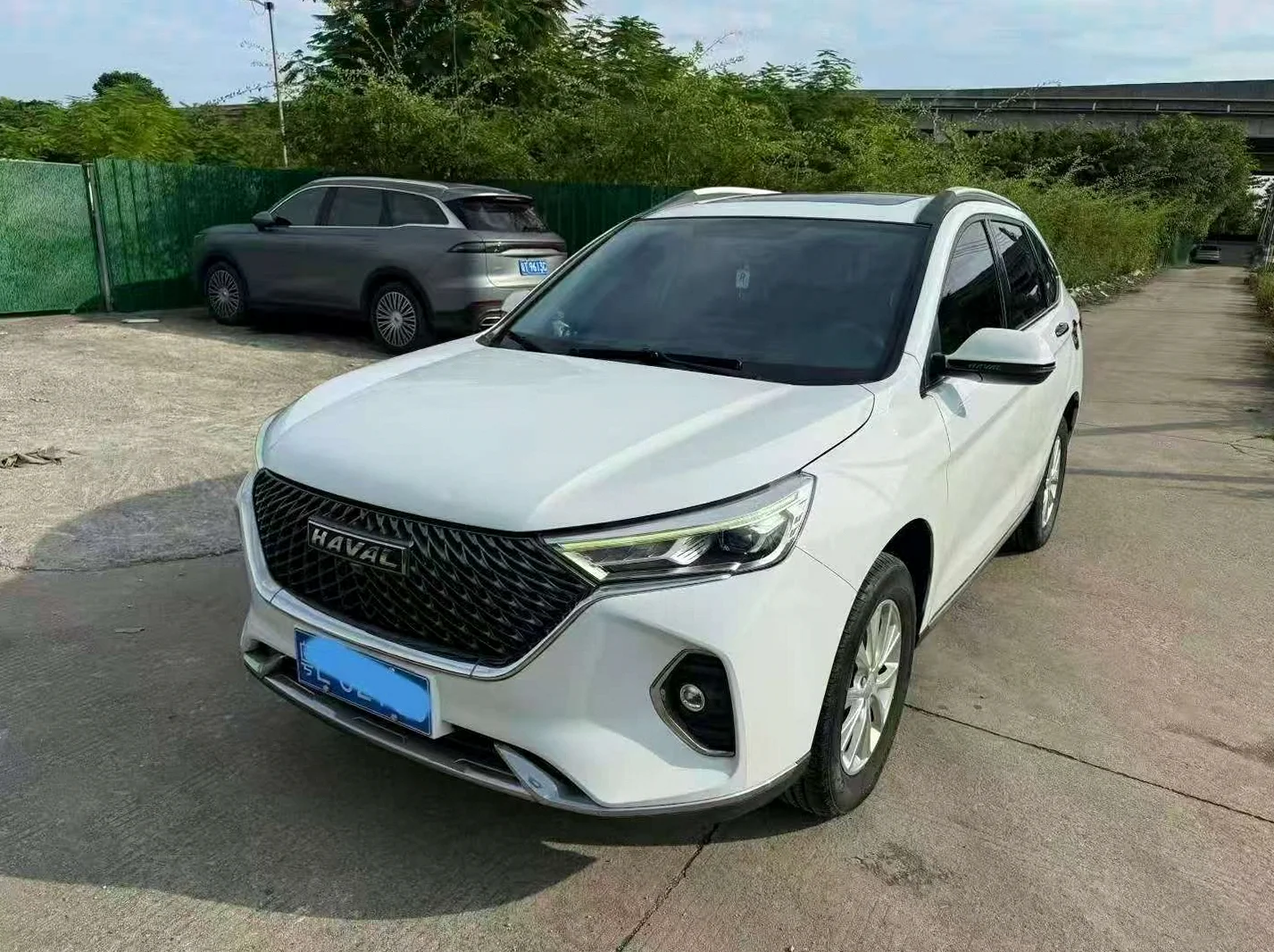哈弗M6 后面外观三