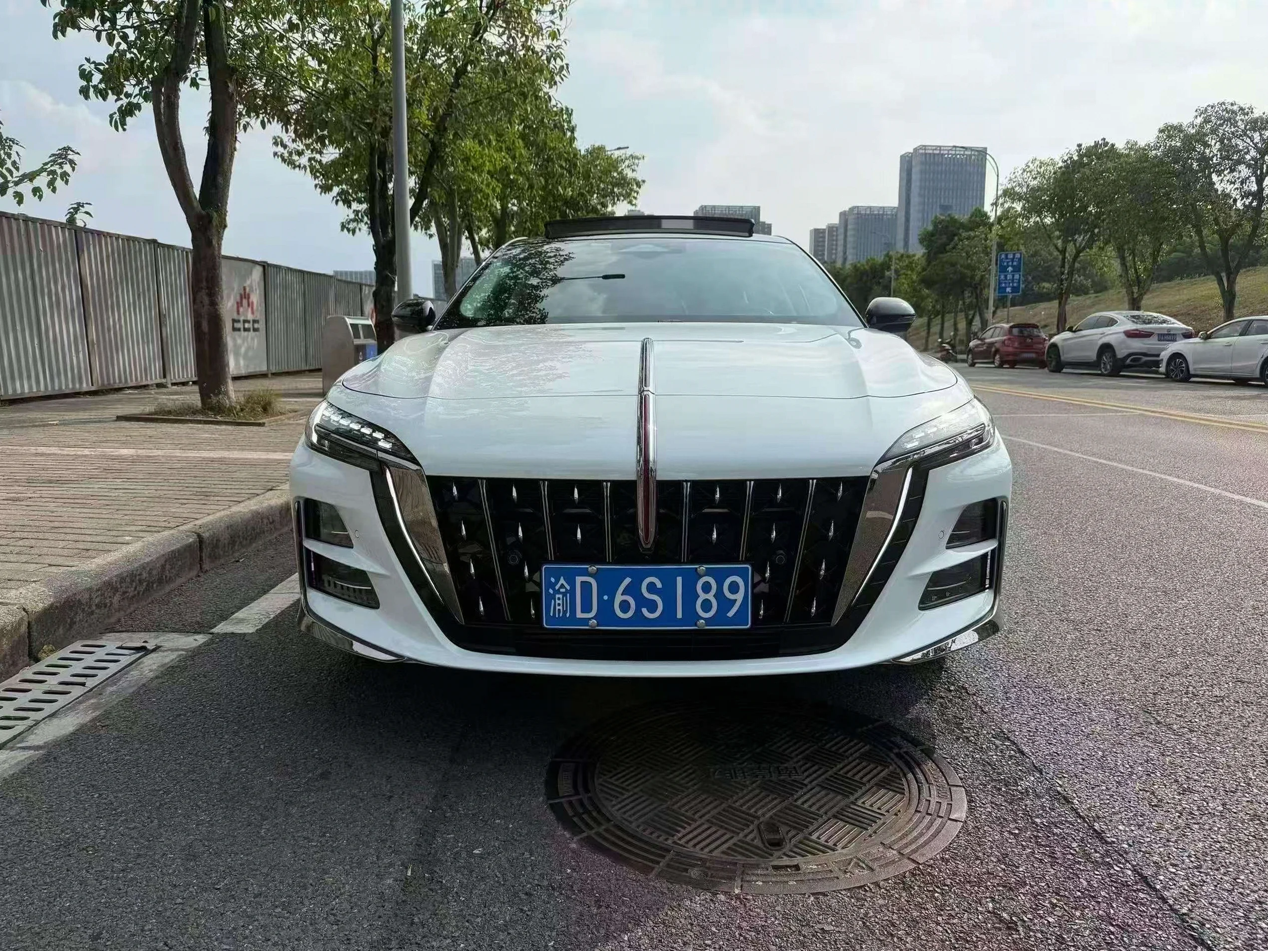 红旗H6 正面外观二