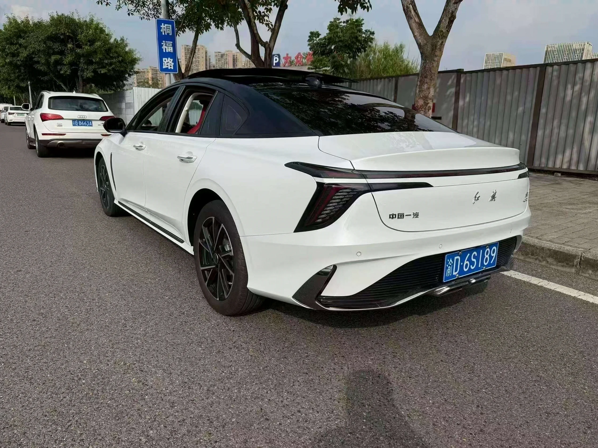 红旗H6 内饰前排