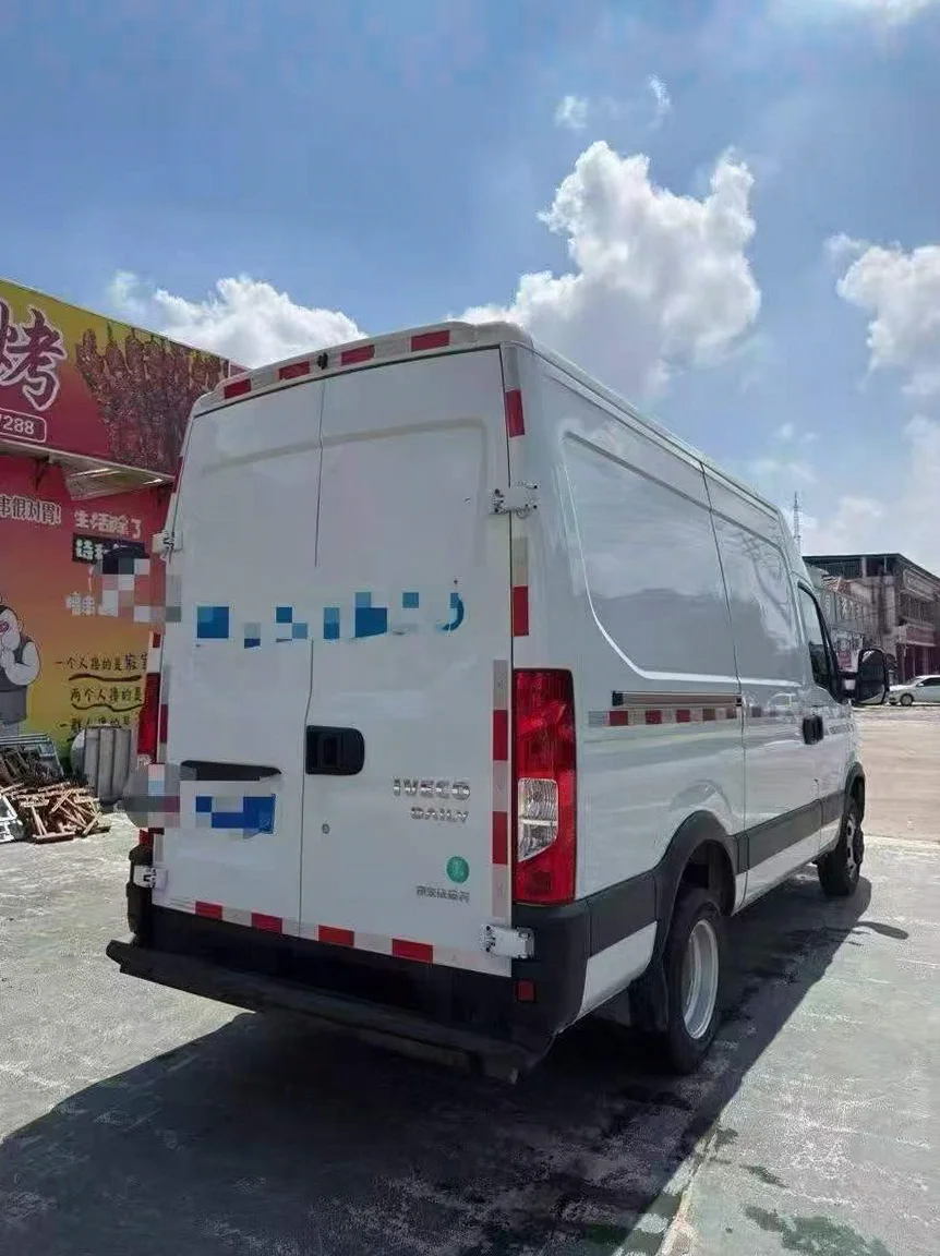 依维柯欧胜 后面外观三