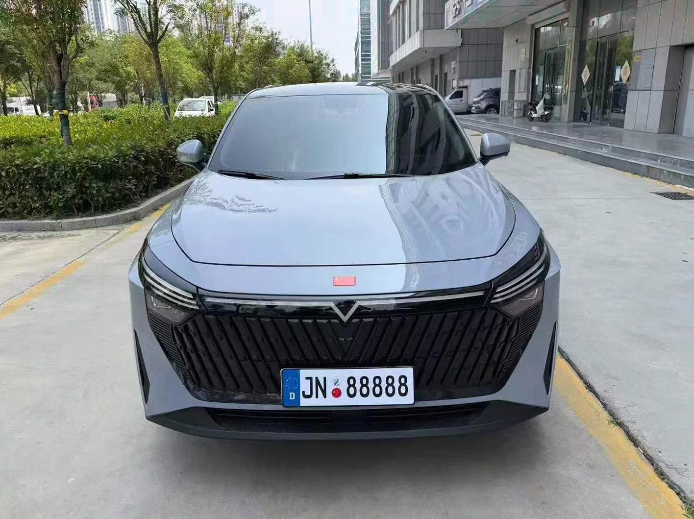 启辰大V 正面外观二