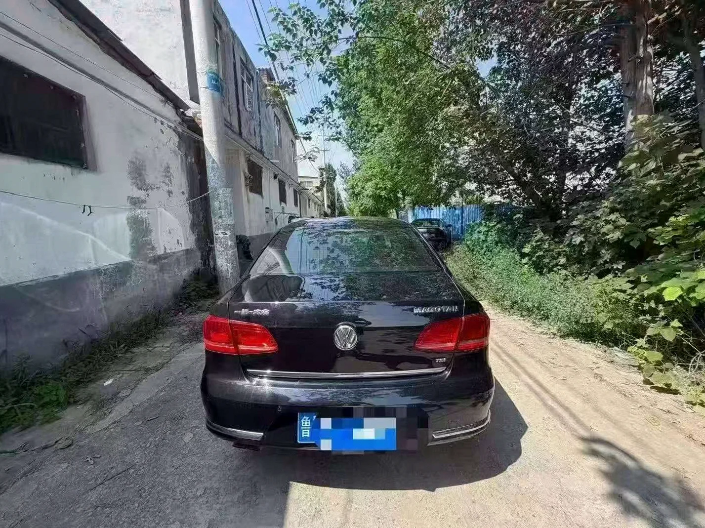 大众迈腾 后面外观一