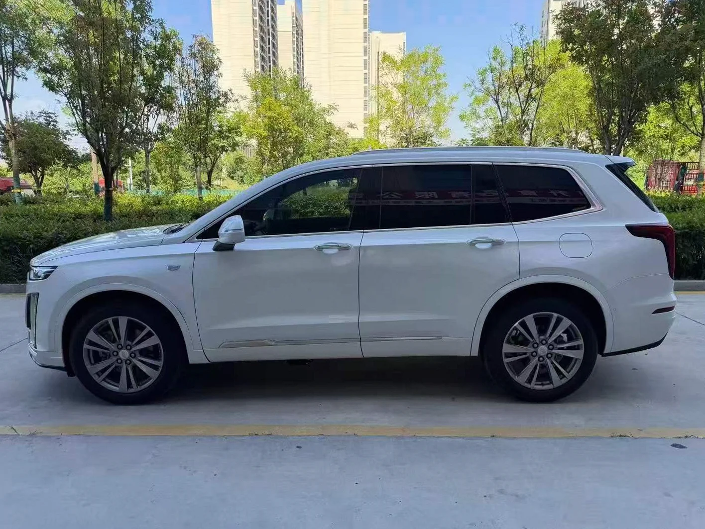 凯迪拉克XT6 后面外观三
