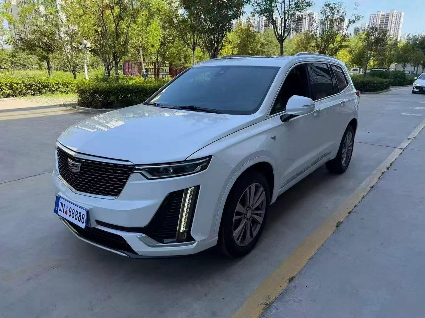 凯迪拉克XT6 正面外观三