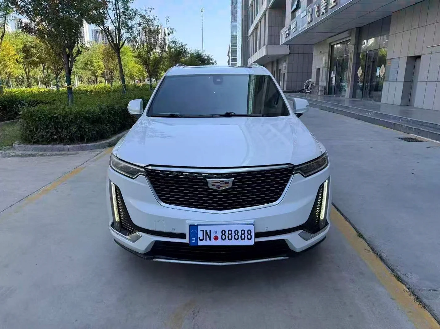凯迪拉克XT6 正面外观二