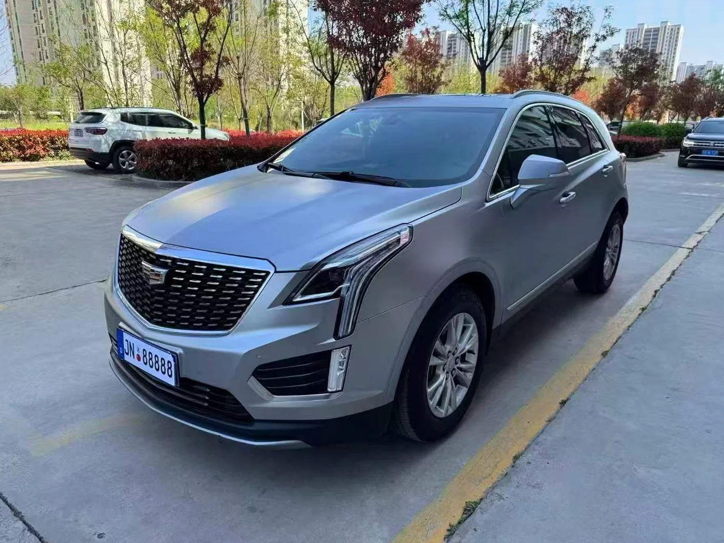 凯迪拉克XT5 正面外观三