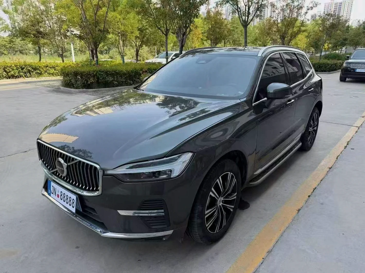 沃尔沃XC60 正面外观三