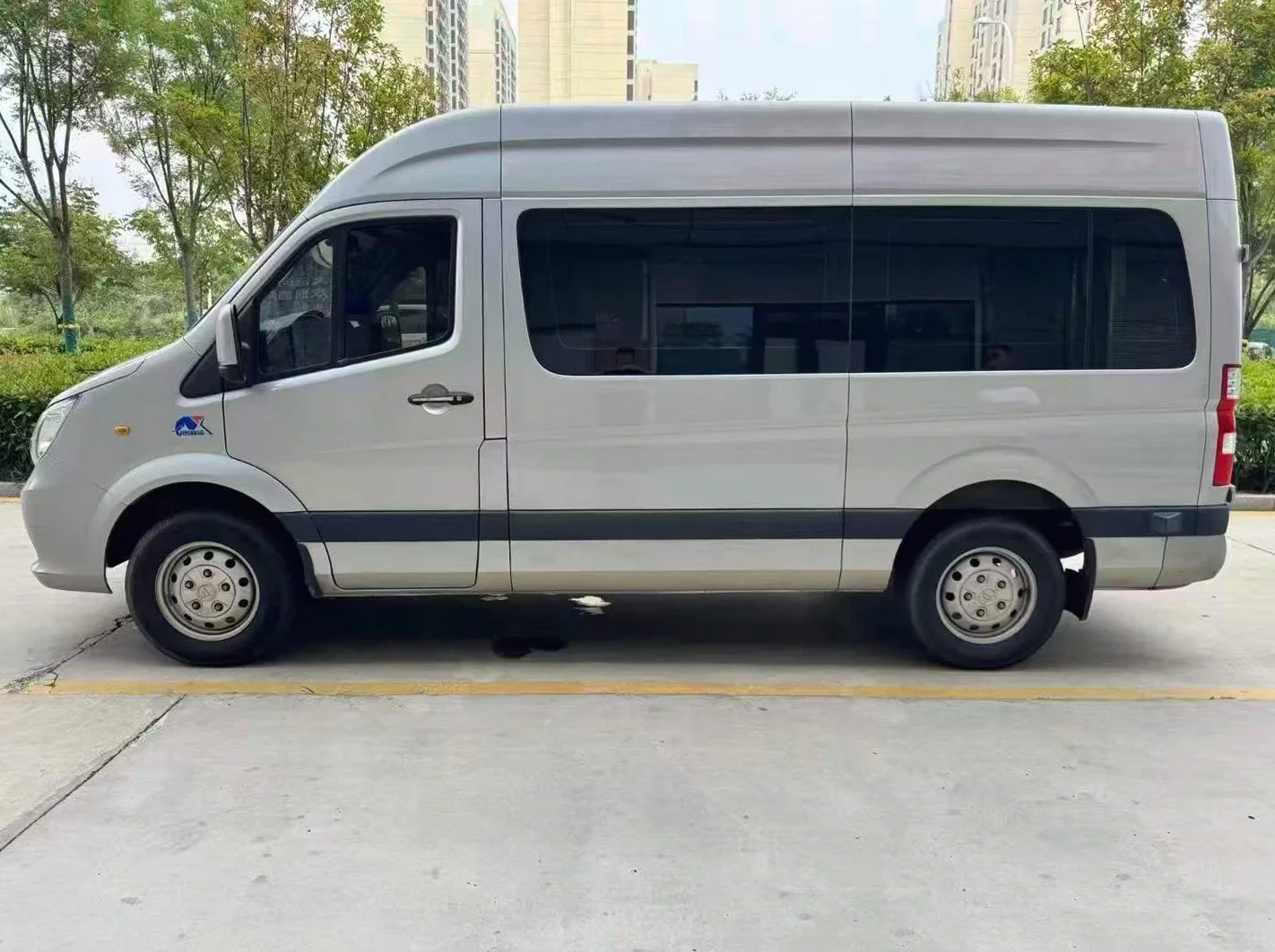 福田图雅诺 后面外观三