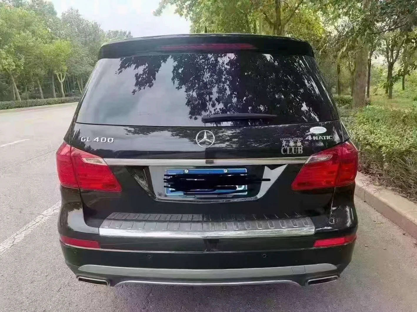 奔驰GL 驾驶室