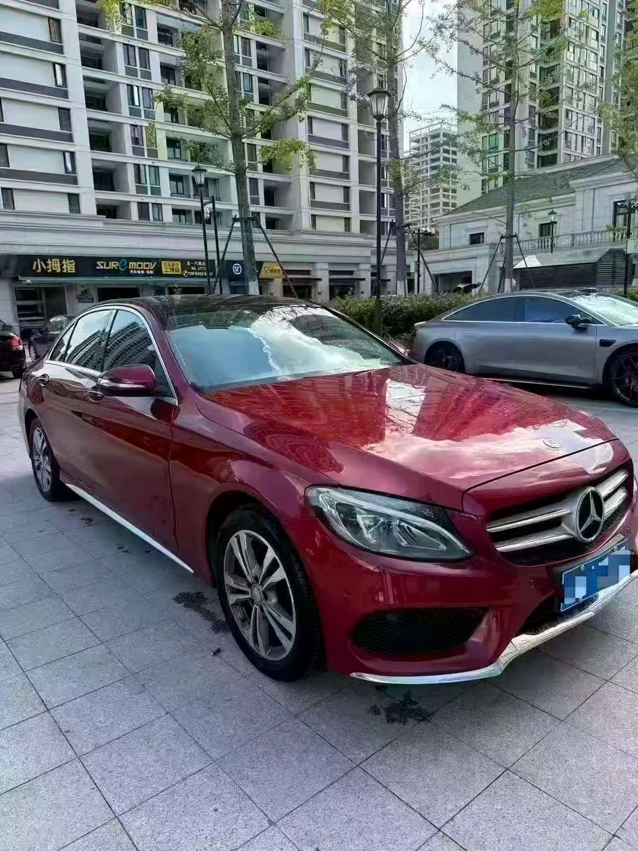 奔驰C 正面外观三