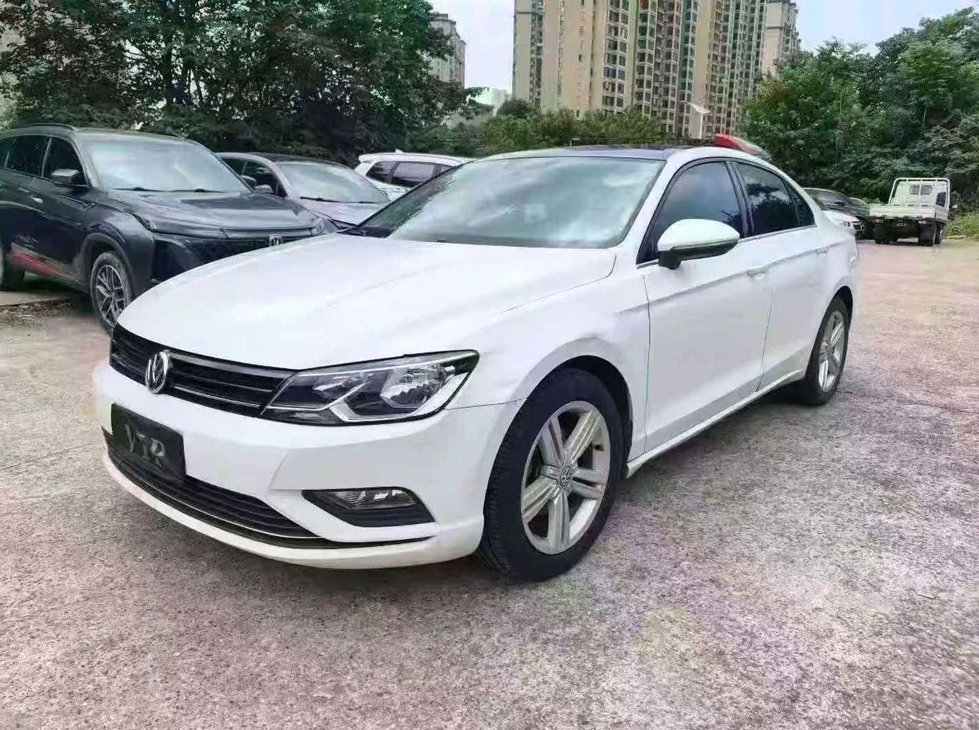 大众凌渡 正面外观二