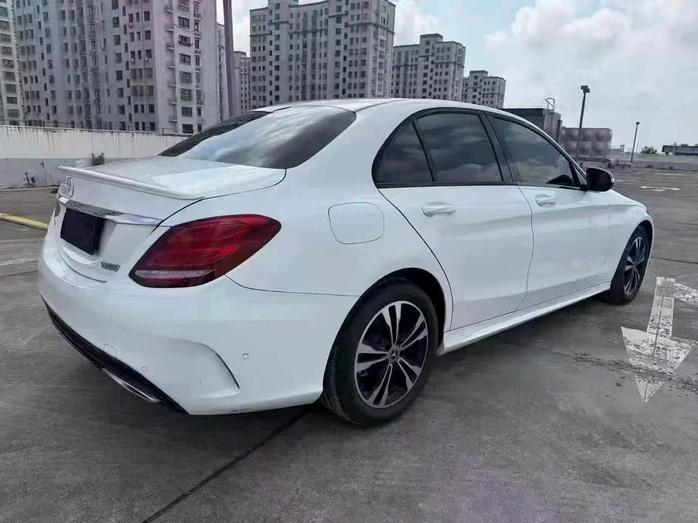 奔驰C 内饰前排