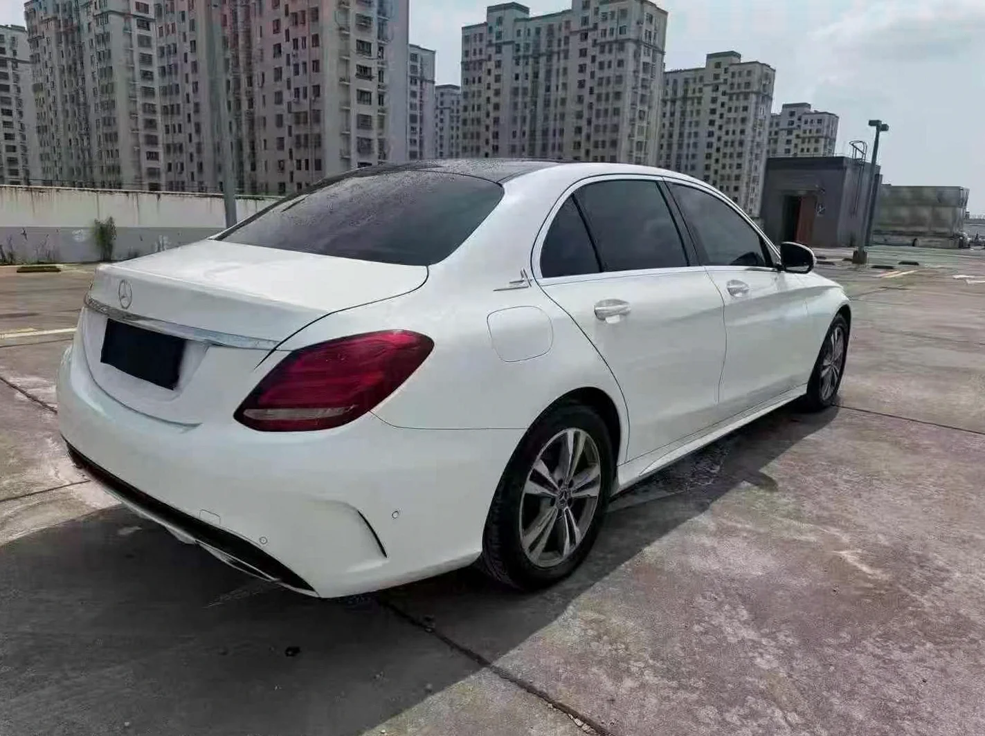 奔驰C 内饰前排
