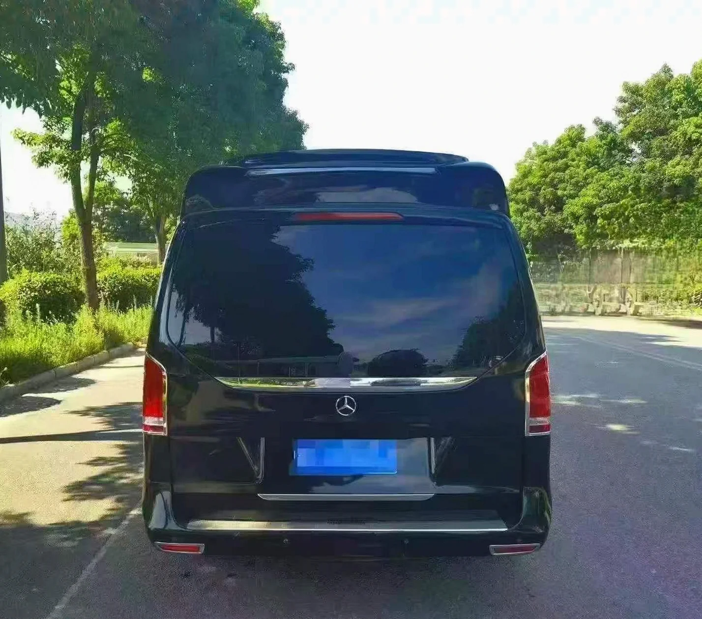 奔驰V 驾驶室