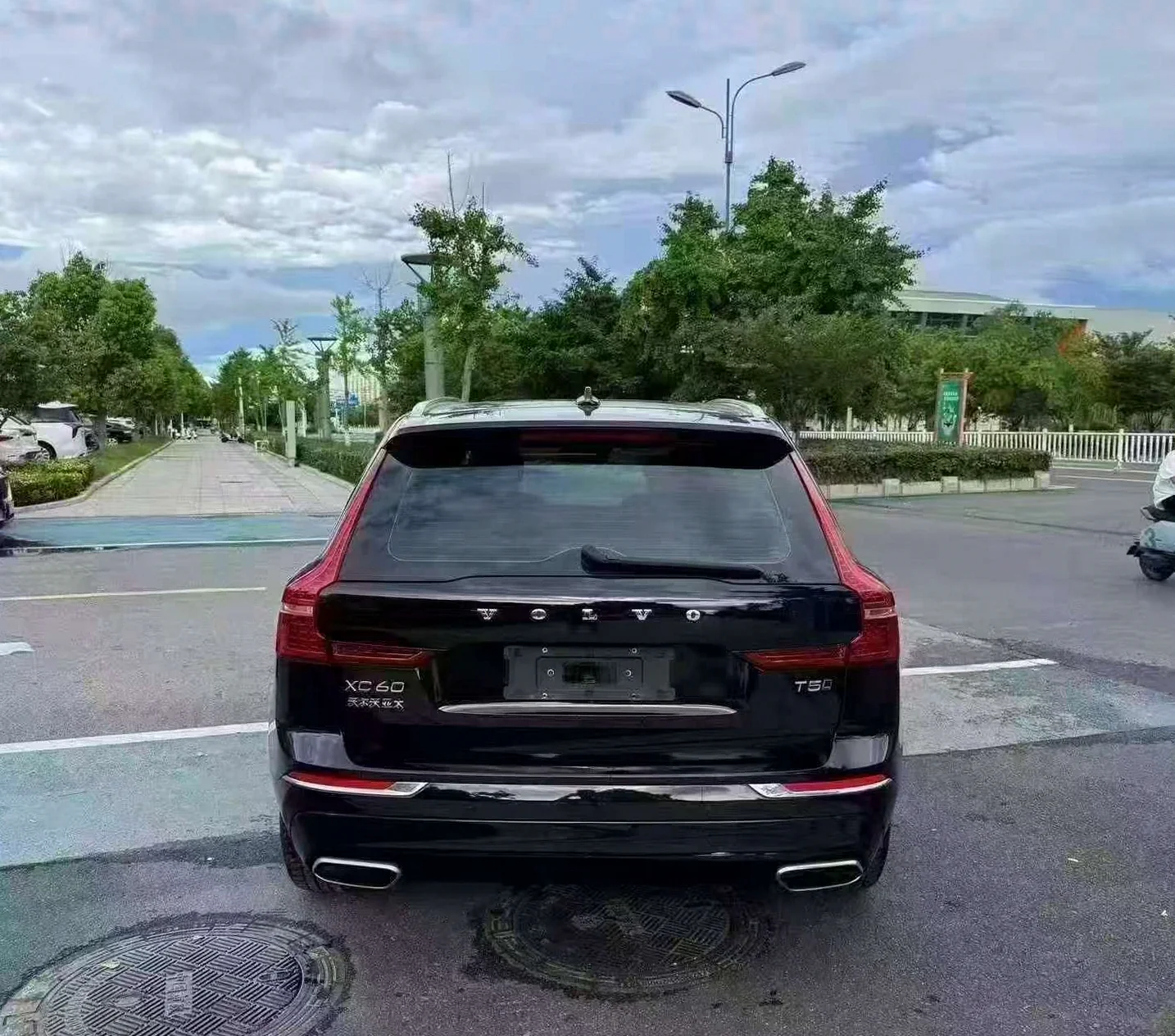 沃尔沃XC60 驾驶室