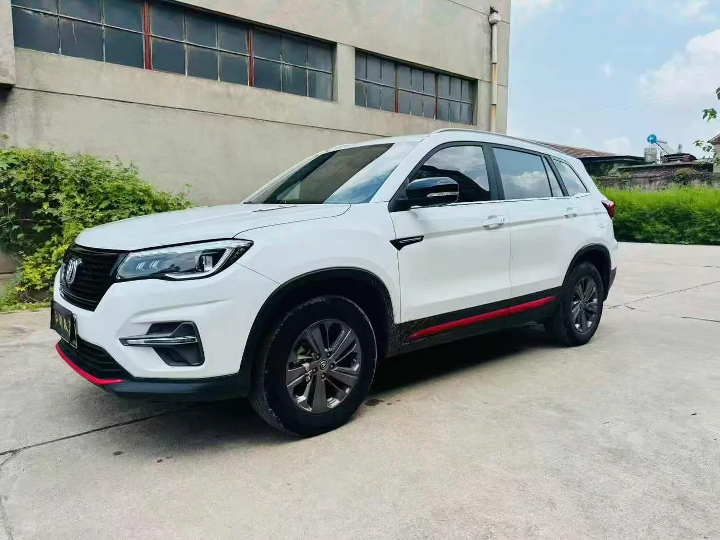 奔驰C 正面外观二