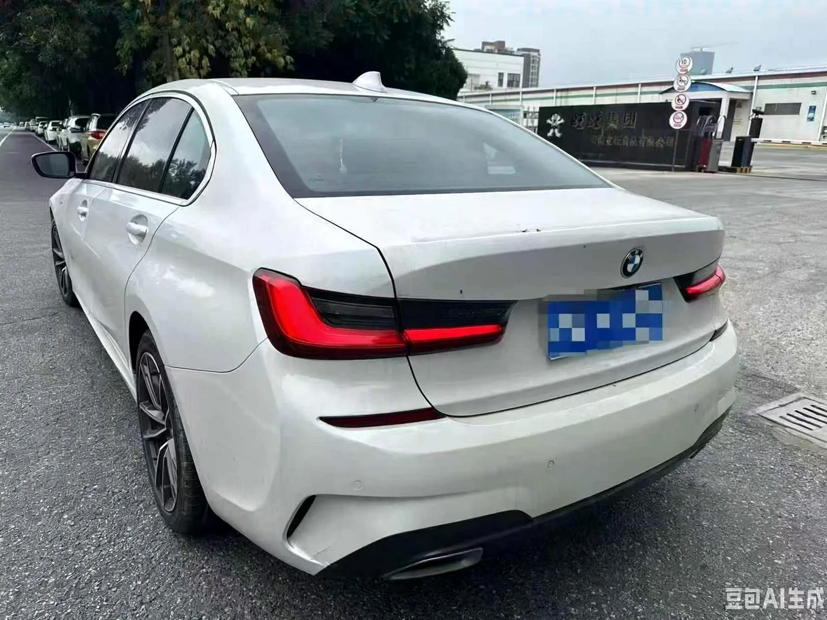 宝马3系 内饰后排