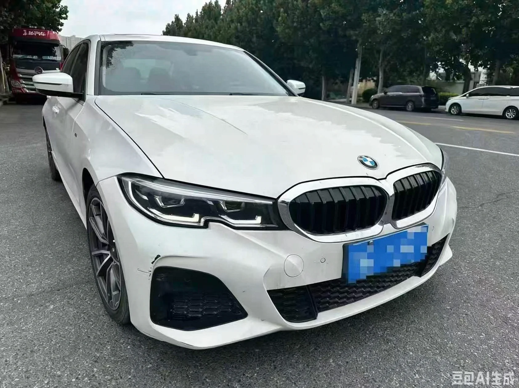 宝马3系 正面外观三