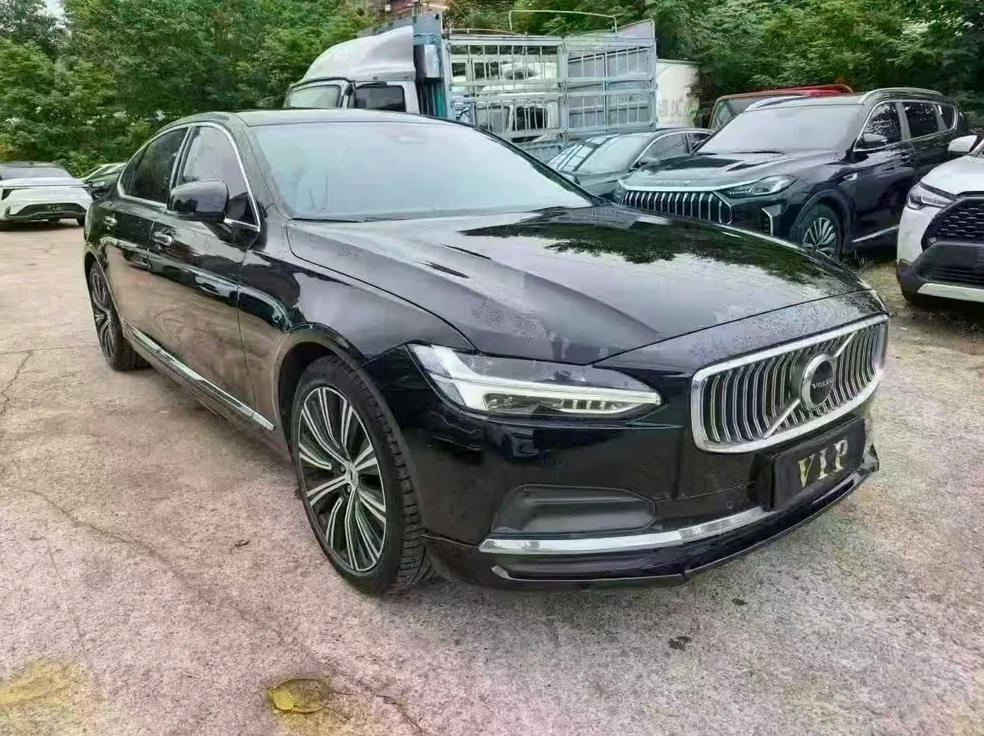 沃尔沃S90 正面外观三