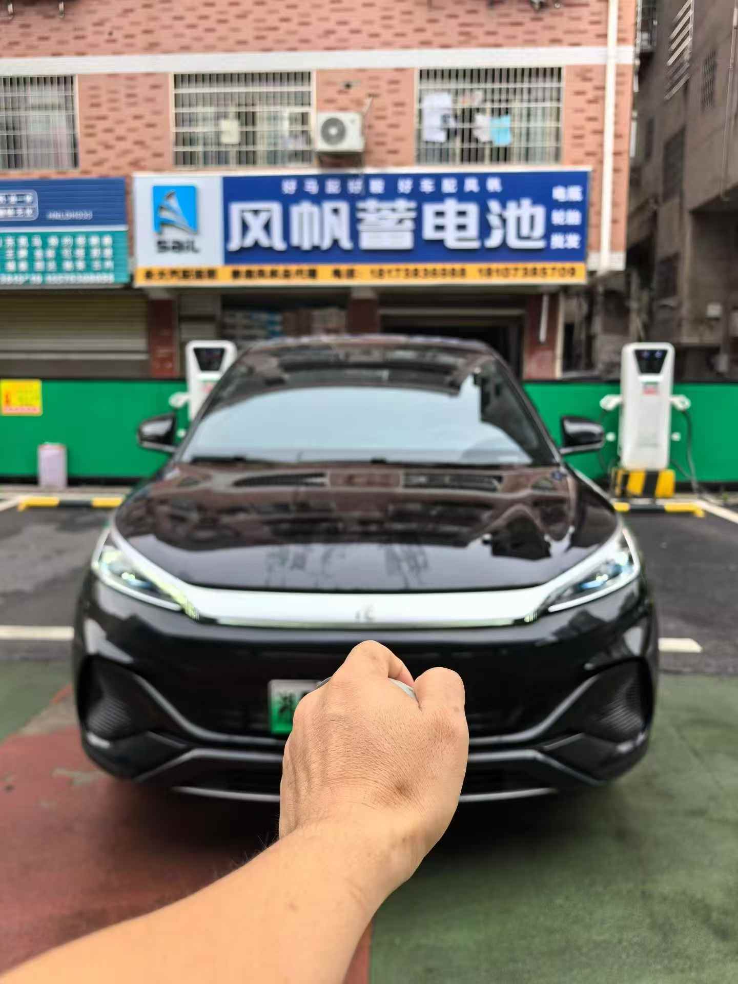 比亚迪元PLUS 2025款 纯电510km 无钥匙进入快充